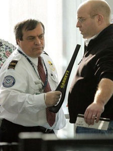 Airport+security+guard+pay