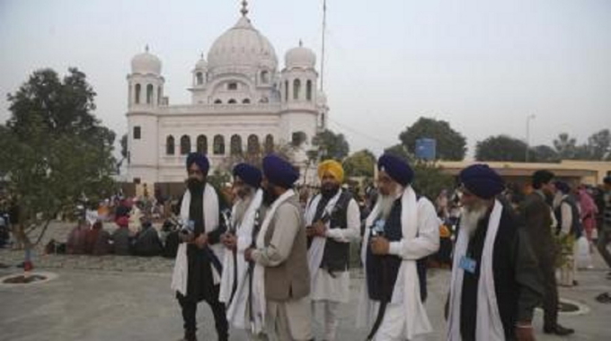 2_09_07_35_500-year-old-Gurudwara-in-Paks-Punjab-province-opens-doors-for-Indian-Sikh-pilgrims_1_H@@IGHT_504_W@@IDTH_900.jpg