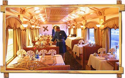 deccan-odyssey-inside (28K)