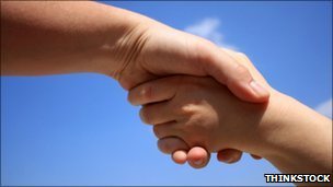 helpingHands (9K)