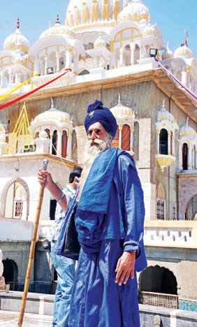 PunjaSahib (52K)