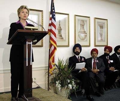 DC-MeetingHillarySikhs!OpenImageResource.jpg (43K)