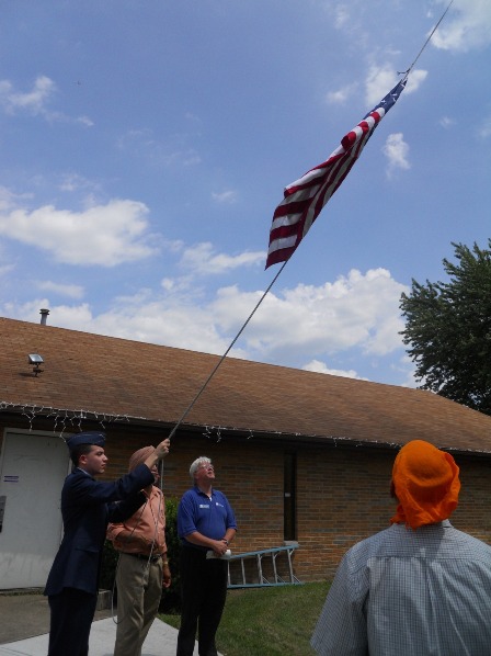 4July2011_Flag_Hoisting_1 (105K)