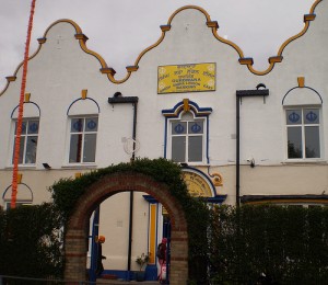 Barking_Gurdwara (25K)