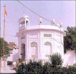 GurudwaraTharaSahib (35K)