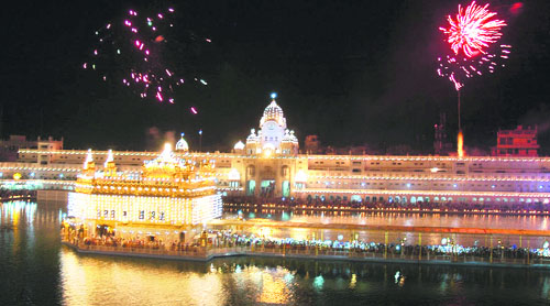 Harimandir Sahib (55K)