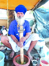 Nihang (39K)