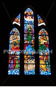 church-stained-glass (31K)