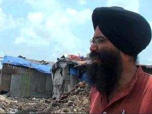 Simpreet Singh-THUMB-225x300 (11K)