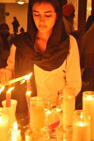 Lighting a Candle (25K)