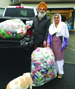 Nanaimo-Narinder-Singh-and-Kulwant-Kaur-Parmar-255x300 (28K)
