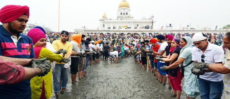 Karsewa-of-Sariwar-at-Bangla-Singh-1 (82K)