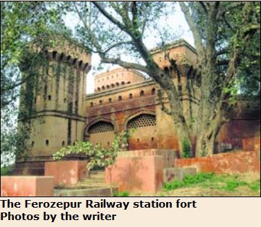 FerozepurRLyStn (41K)