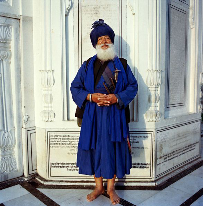 8_nihang_sikh_warrior_ (326K)