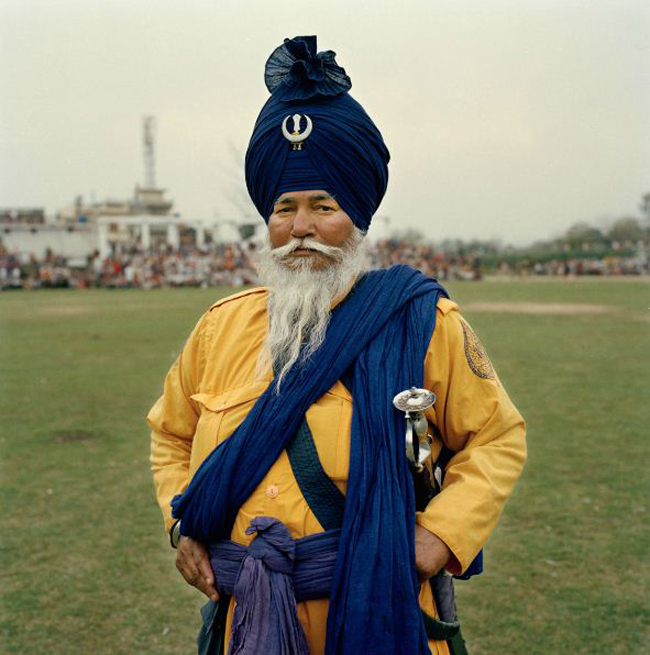 8_nihang_sikh_warriors_india (276K)