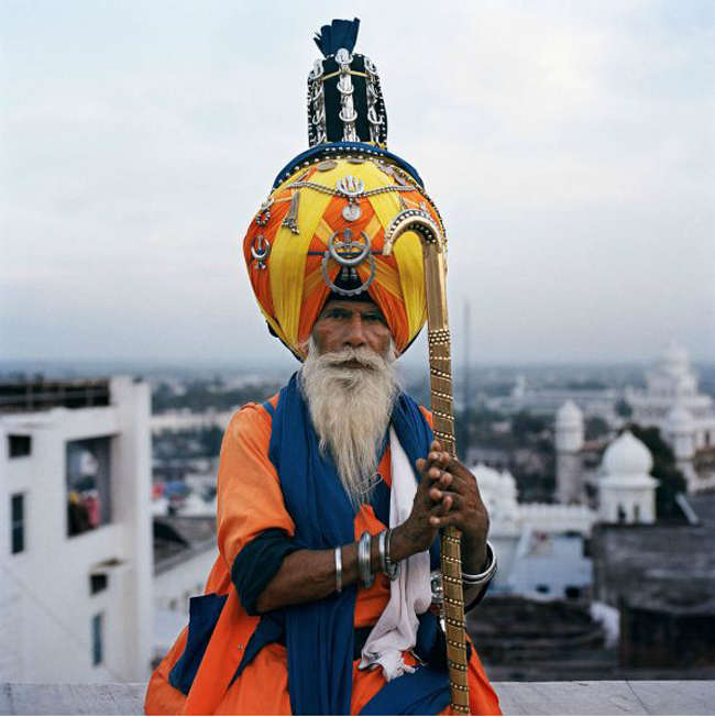 8_sikh_nihang_guru_photography (266K)