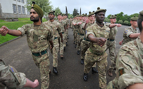 army-sikh-belfast_3209591c (90K)
