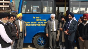 EcoSikh-Team-Launching-Bus-with-Baba-Kulwant-Singh-and-others-300x169 (37K)