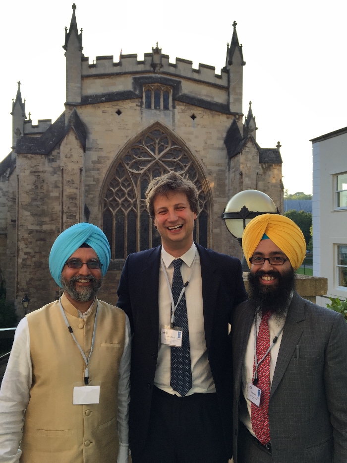 EcoSikh with Edward Davey from the Prince of Wales's Charitable Foundation (400K)