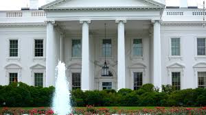 WhiteHse (9K)