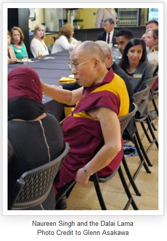 NaureenWthDalaiLama (34K)