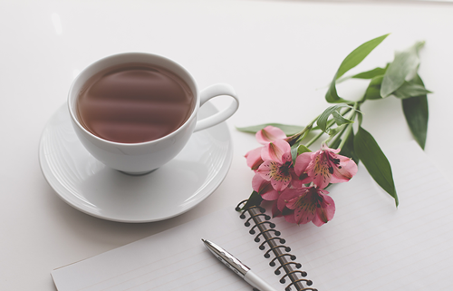 sixteen-miles-out-SwiYNN28mug-unsplash-500.png