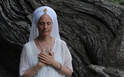 Snatam Kaur