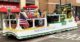 Parade Float.jpg