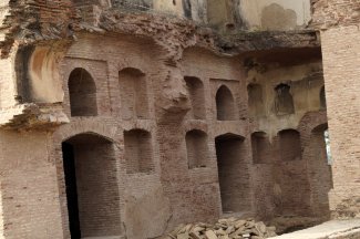 Ruins_of_Haveli_Todar_Mal_04.jpg