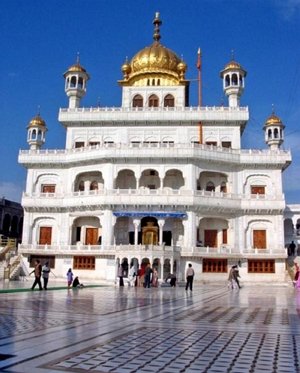 akal-takht-sahib 300.jpg