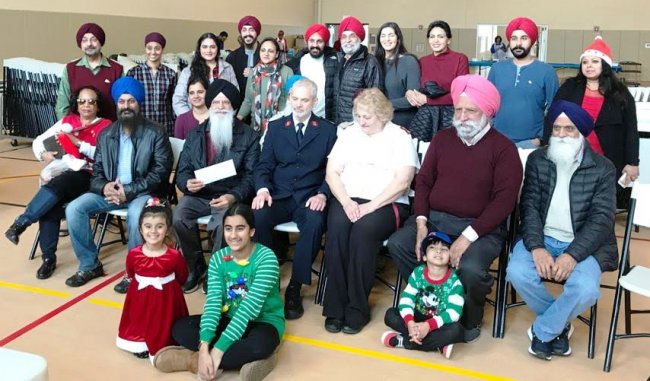 Sikh Volunteers Group_Salvation Army_Lunch_ Chrismas Day_2018.jpg