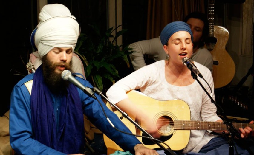 Sat Darshan Singh Sirgun Kaur Sikhnet · 13 ratings · 2 reviews · 2 distinct works • similar authors. sat darshan singh sirgun kaur sikhnet