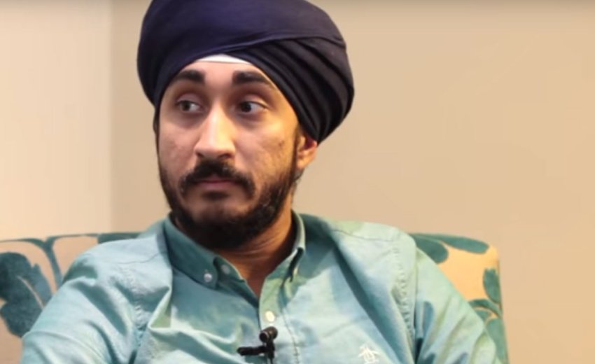 Sikh Comedian Forced To Take Off Turban Sikhnet