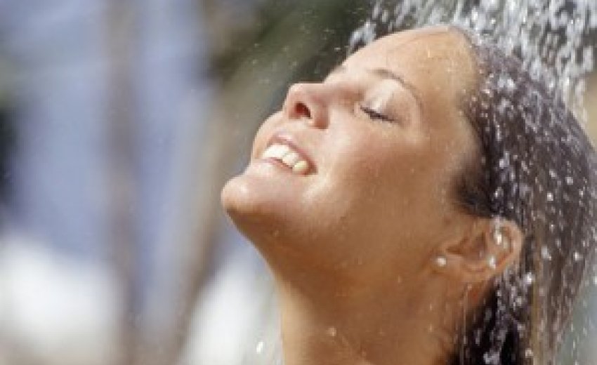 4 Reasons Why You Need To Take Cold Showers!