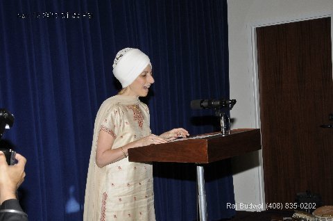 SriGuruNanak541BirthdayInWhiteHouse146 (27K)