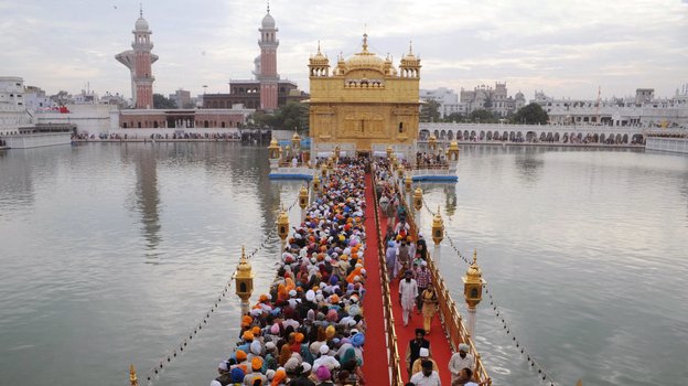india_amritsar2_wide (226K)