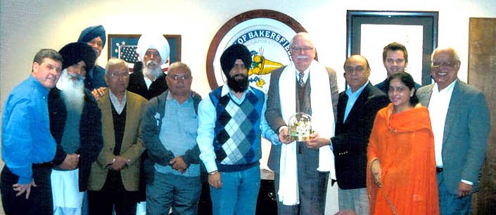 Amritsar_visit_jan2010 (66K)