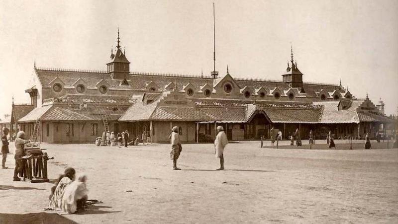 Punjab_Exhibition_building,_1864 (53K)