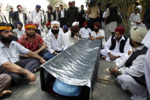 Afghan-Sikhs-constantly-face-threats (90K)