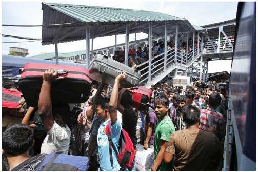 NEIndiansFleeing (165K)