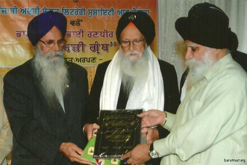 AwardPresentation (44K)