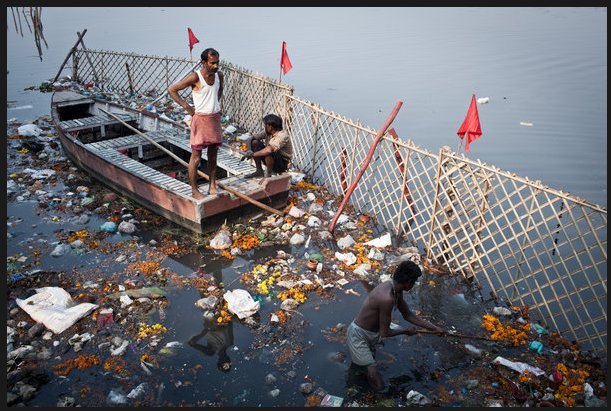 ContaminatedYamuna (85K)