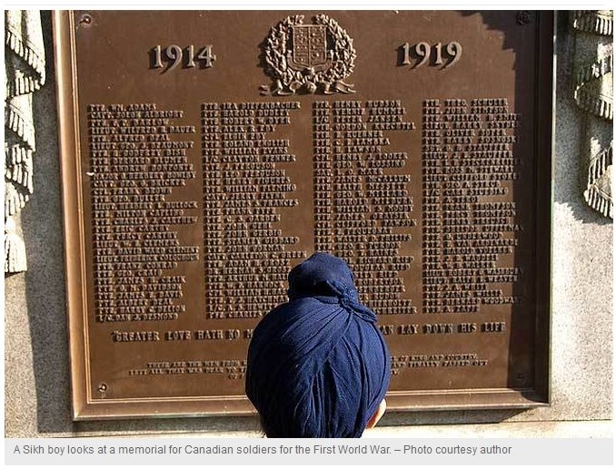 MemorialCanSoldiers (352K)