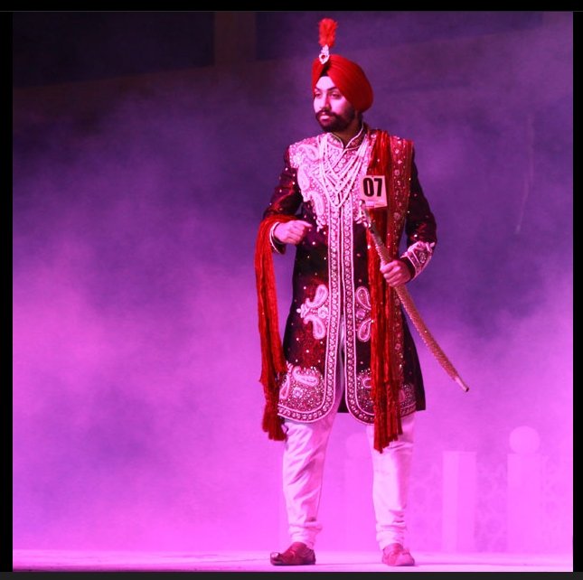 TraditionalAttire (232K)