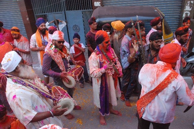 charmahal10.jpg (303K)