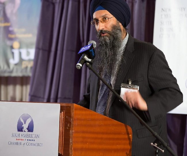 24280_440806229340880_479730816_n (185K)