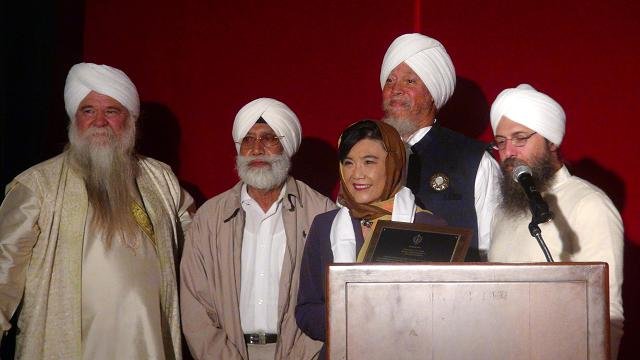 Judy_Chu_Baisakhi_2013-small (48K)