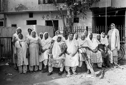 19-Sikh-Riots-IndiaInk-slide-TW0X-blog480 (54K)