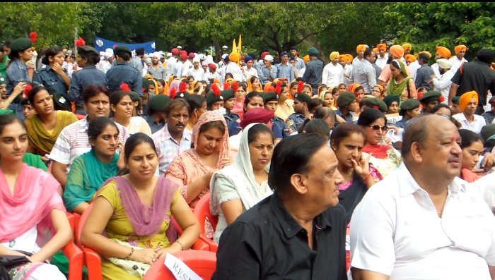 9262009870_dd9bb8375c_o (93K)