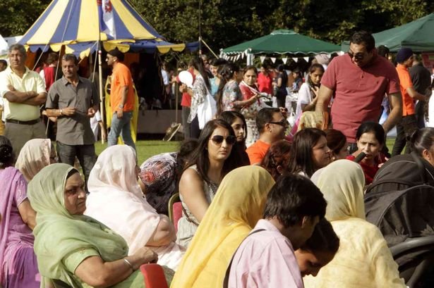 mela-05-5789257 (63K)